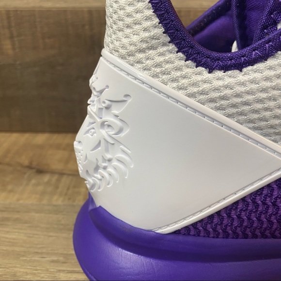 Lebron Witness IV ‘Lakers’ - Picture 7 of 9